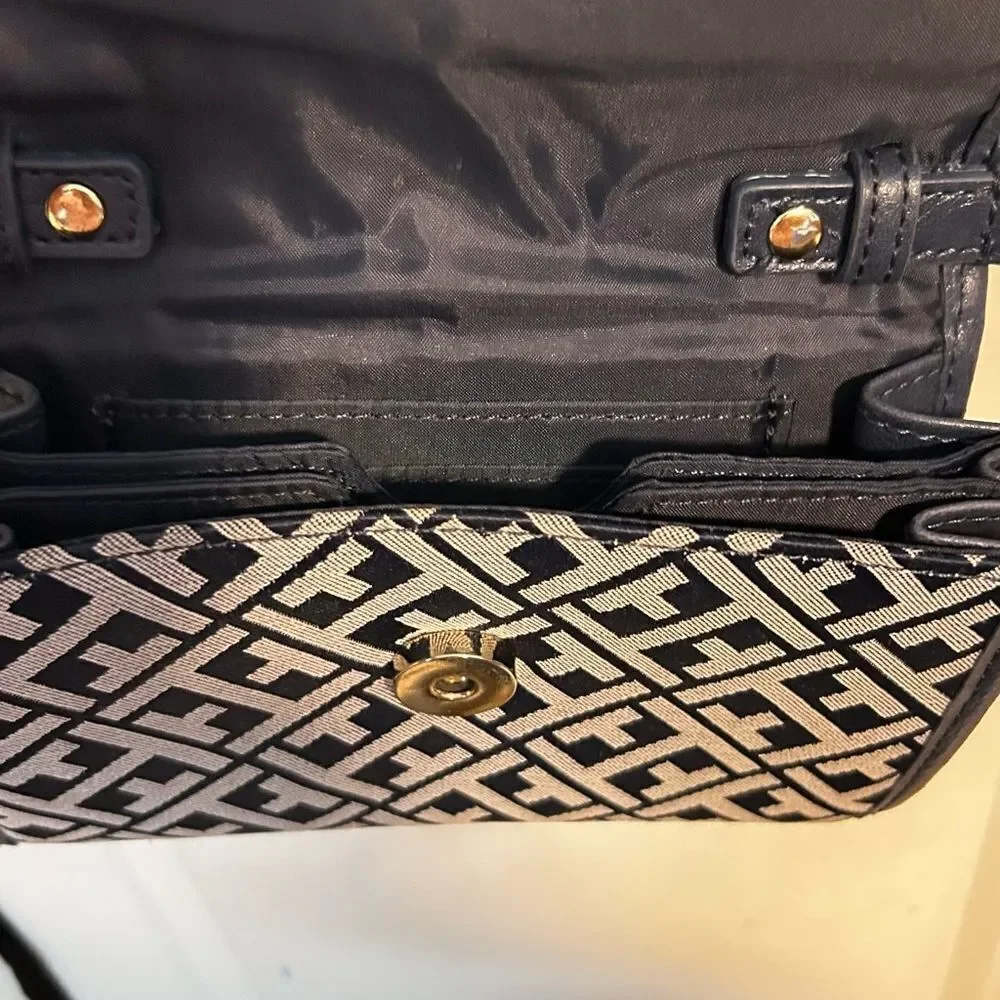 Tommy Hilfiger Monogram Crossbody | Chain Strap Shoulder Bag
